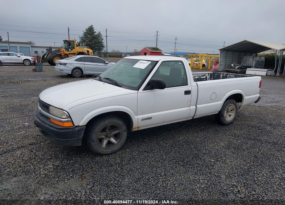 2001 CHEVROLET S-10 VIN: 1GCCS14W018166811