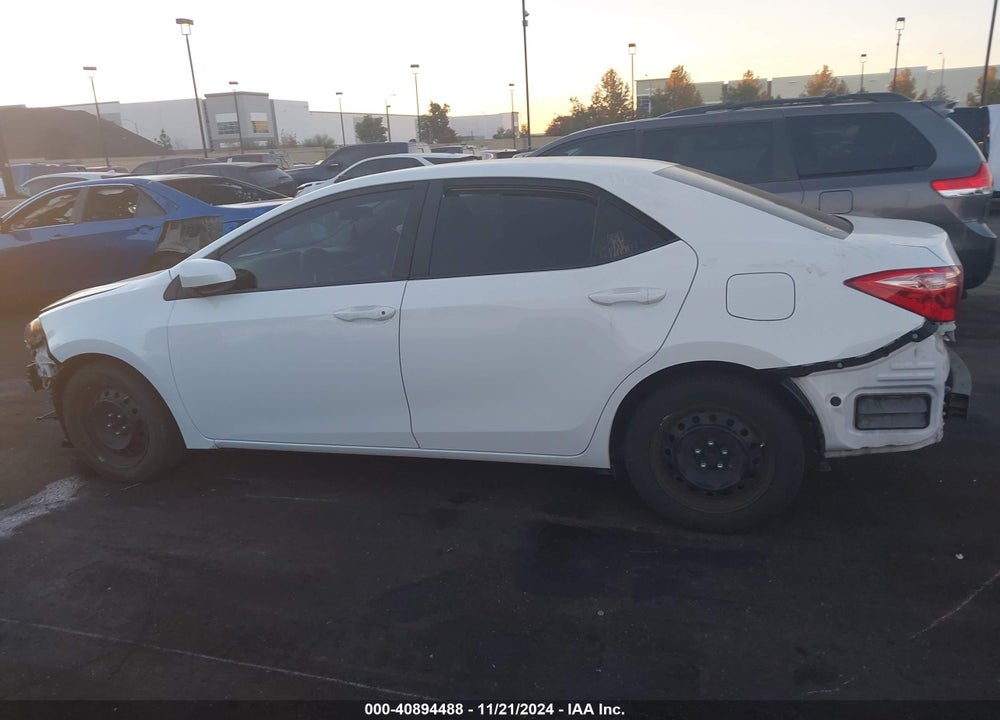 2019 TOYOTA COROLLA LE VIN: 5YFBURHE1KP925946