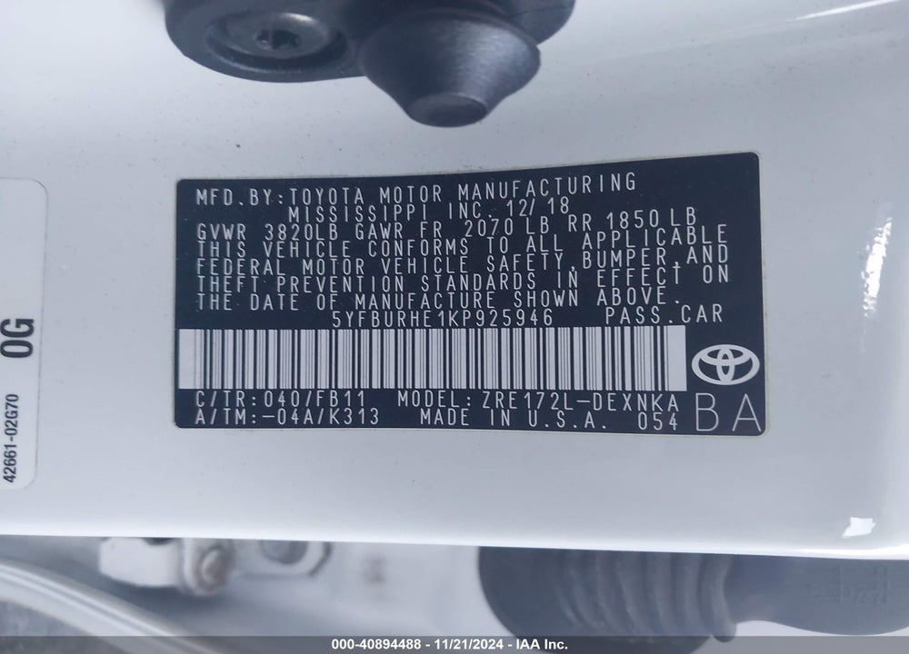 2019 TOYOTA COROLLA LE VIN: 5YFBURHE1KP925946