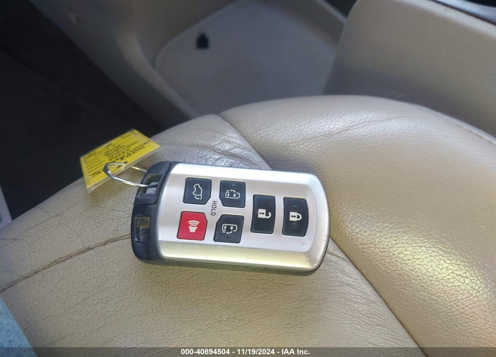 2011 TOYOTA SIENNA XLE LIMITED VIN: 5TDYK3DC8BS048431