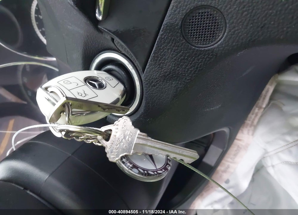 2011 MERCEDES-BENZ E 350 VIN: WDDKK5GF5BF097129