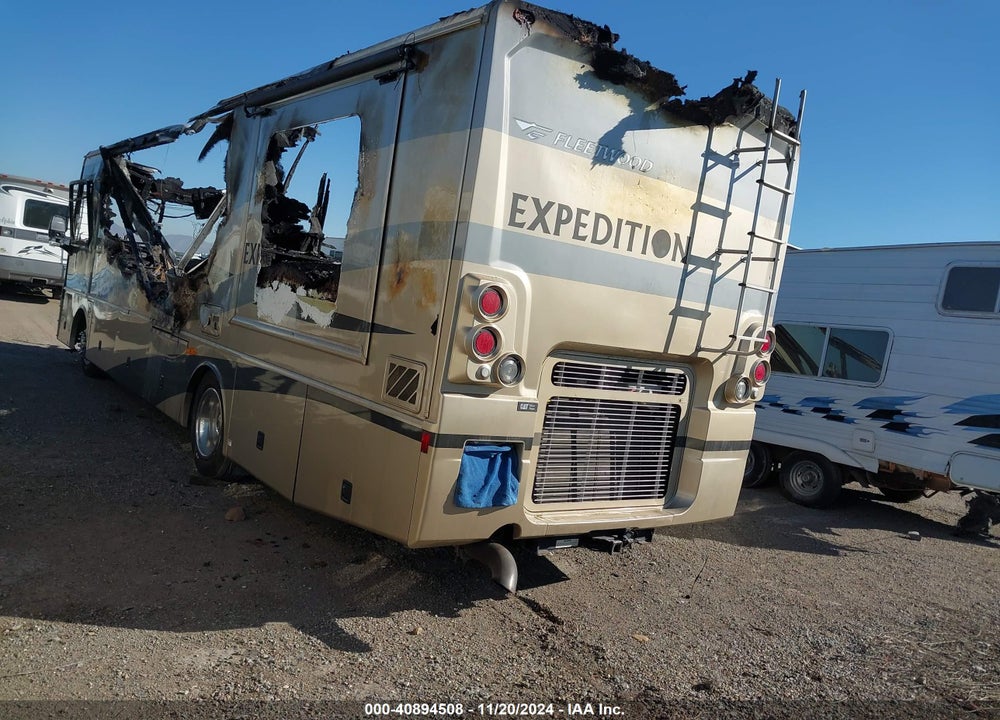 2005 FREIGHTLINER CHASSIS X LINE MOTOR HOME VIN: 4UZAAHDC55CU23145