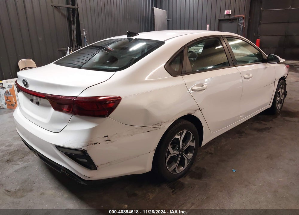 2021 KIA FORTE LXS VIN: 3KPF24AD1ME325850