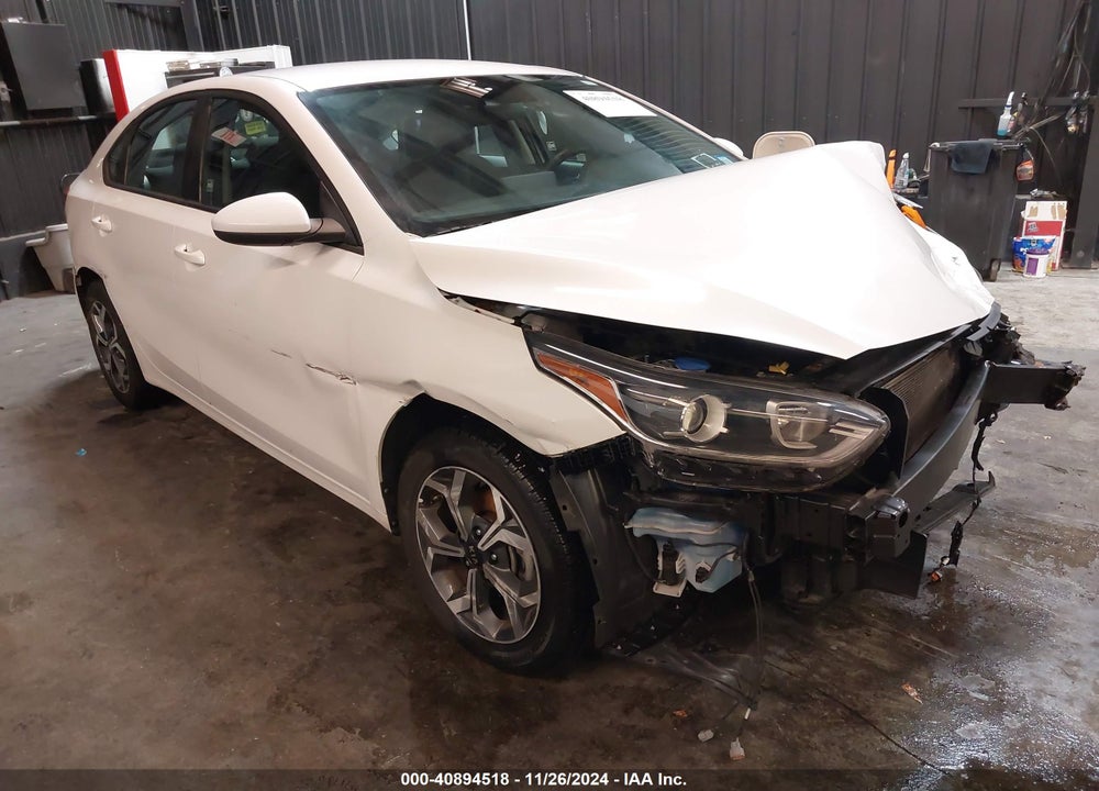 2021 KIA FORTE LXS VIN: 3KPF24AD1ME325850