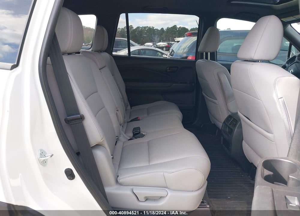 2023 HONDA PASSPORT AWD EX-L VIN: 5FNYF8H55PB024290