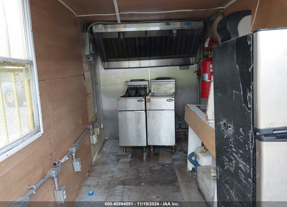 2013 CRGO TL VIN: 4D6EB121XDA032670