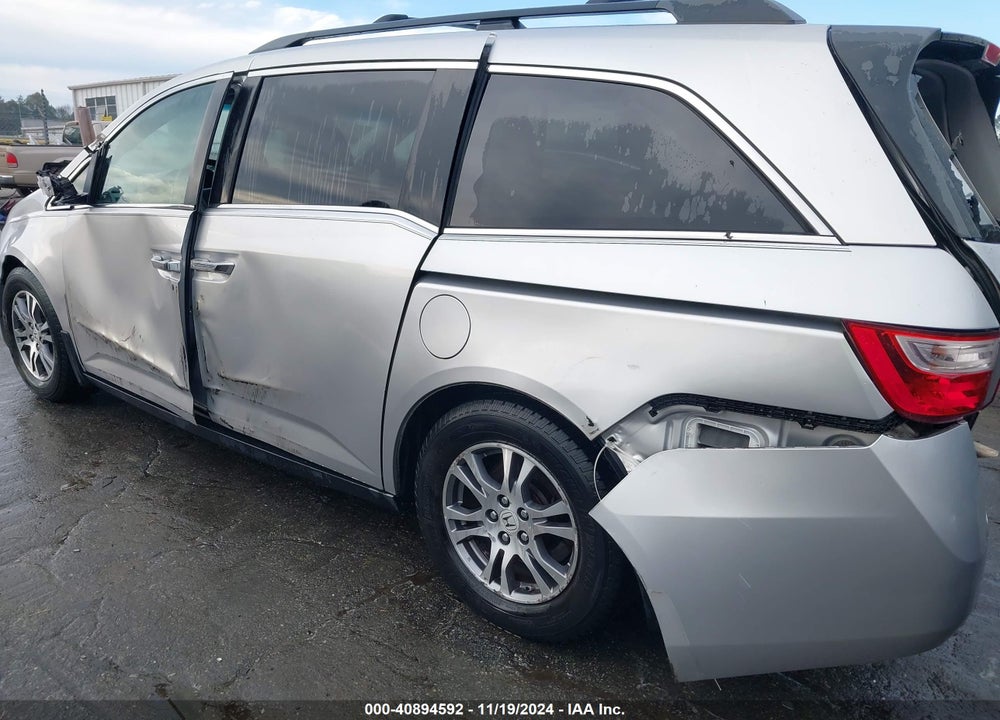 2011 HONDA ODYSSEY EX-L VIN: 5FNRL5H6XBB088483