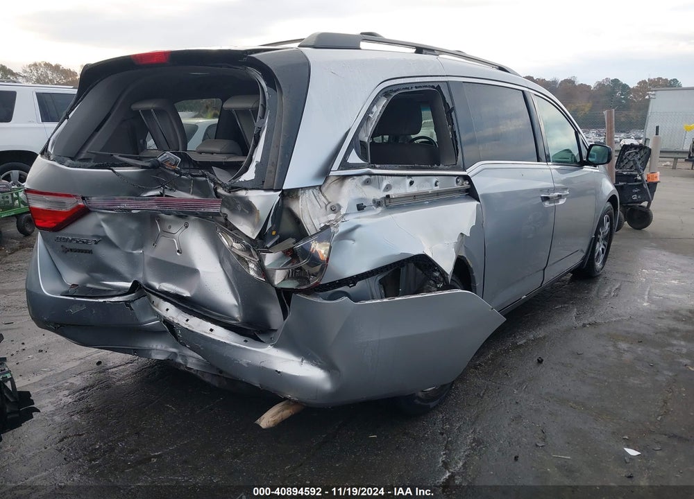 2011 HONDA ODYSSEY EX-L VIN: 5FNRL5H6XBB088483