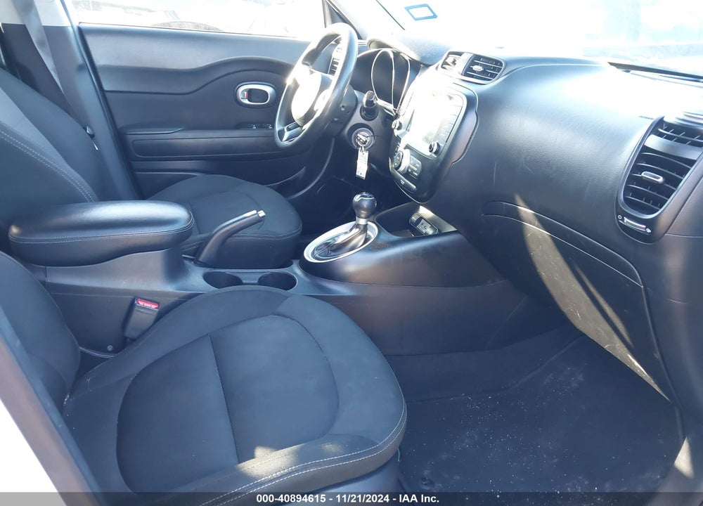 2019 KIA SOUL VIN: KNDJP3A52K7637302