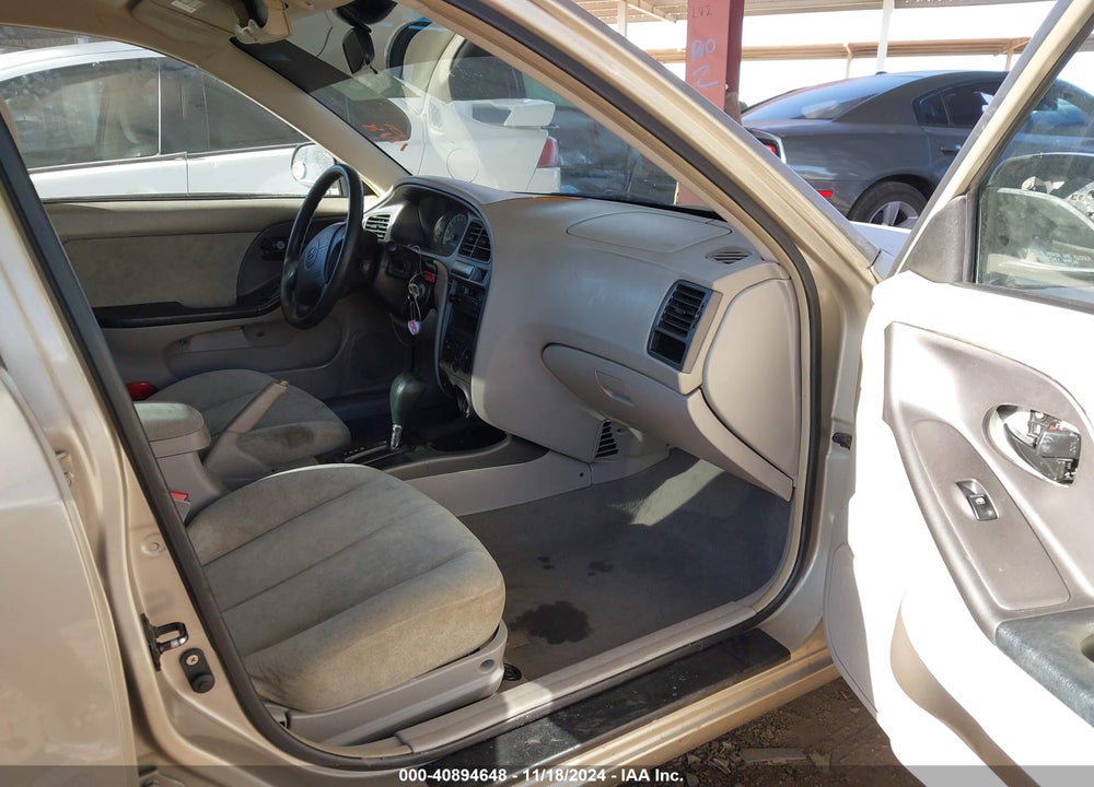 2002 HYUNDAI ELANTRA GLS VIN: KMHDN45D32U437987