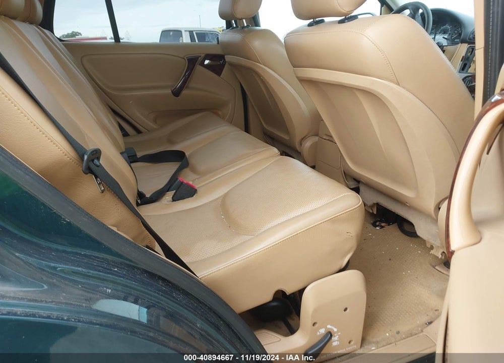 1999 MERCEDES-BENZ ML 320 VIN: 4JGAB54E4XA084051