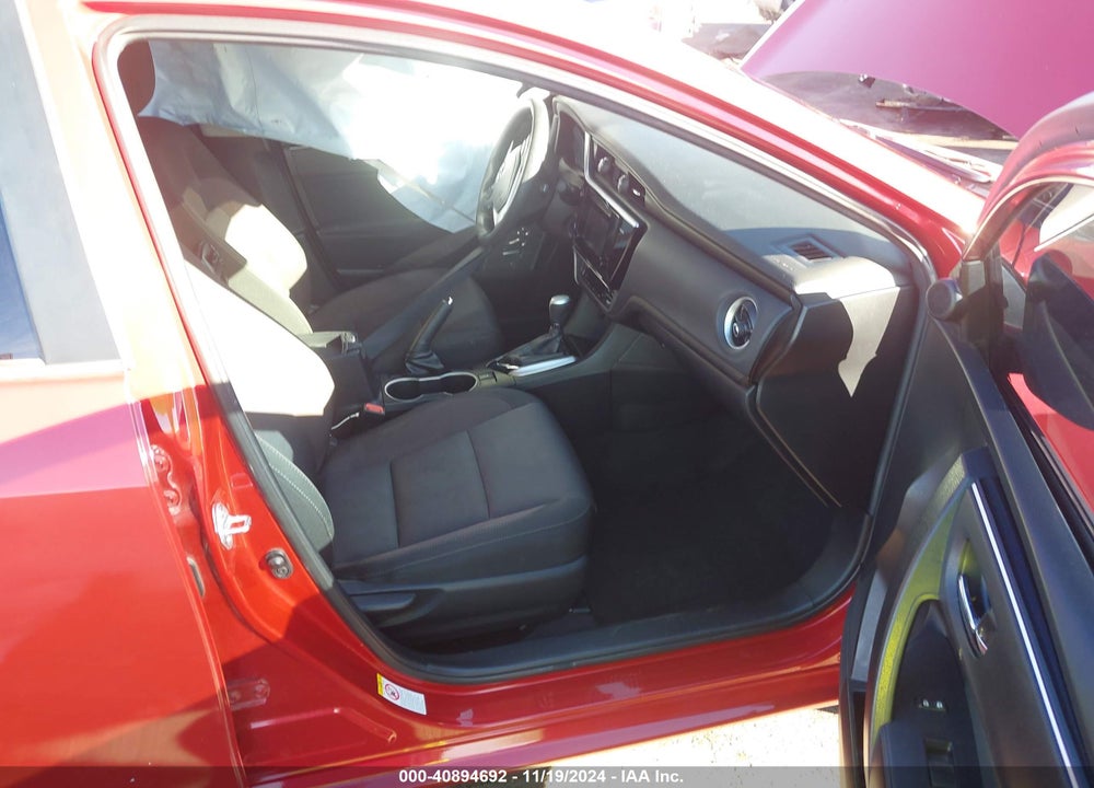 2017 TOYOTA COROLLA LE VIN: 2T1BURHE8HC859386