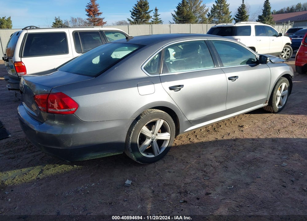 2014 VOLKSWAGEN PASSAT VIN: 1VWAT7A39EC026774