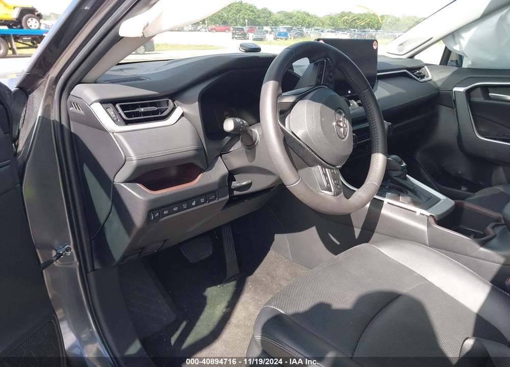 2024 TOYOTA RAV4 LIMITED VIN: 2T3Y1RFV7RC253057
