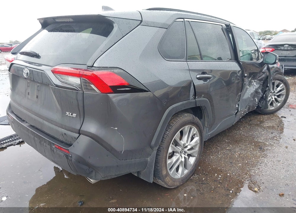 2022 TOYOTA RAV4 XLE PREMIUM VIN: 2T3C1RFV5NC195468