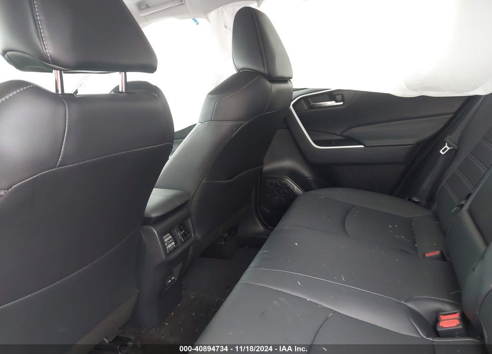 2022 TOYOTA RAV4 XLE PREMIUM VIN: 2T3C1RFV5NC195468