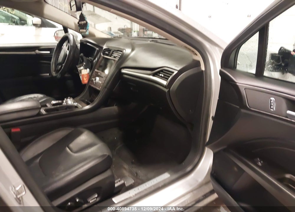 2018 FORD FUSION TITANIUM VIN: 3FA6P0D91JR155551