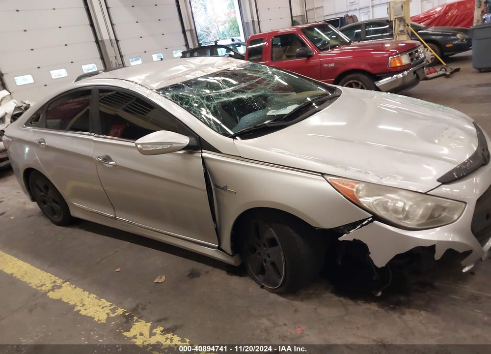 2012 HYUNDAI SONATA HYBRID VIN: KMHEC4A41CA026199