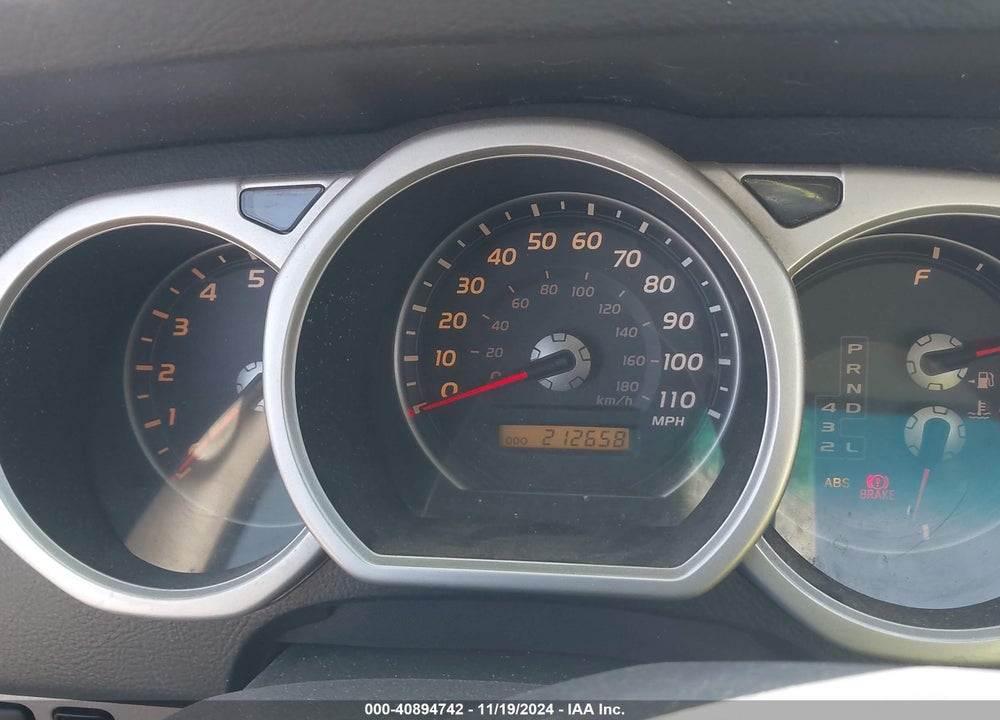 2005 TOYOTA 4RUNNER LIMITED V6 VIN: JTEZU17R650060700