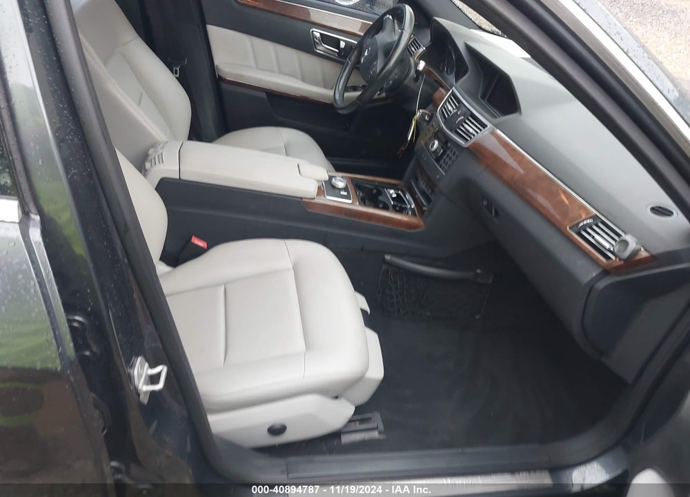 2011 MERCEDES-BENZ E 350 VIN: WDDHF5GB4BA471433