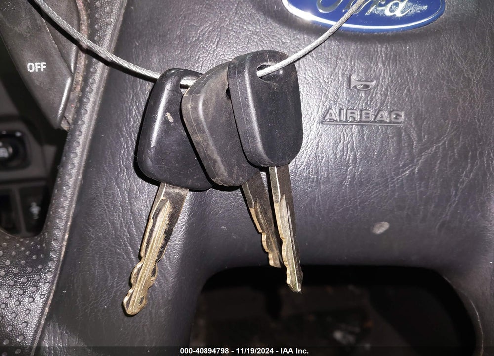2004 FORD ESCAPE XLT VIN: 1FMYU93174KA22129