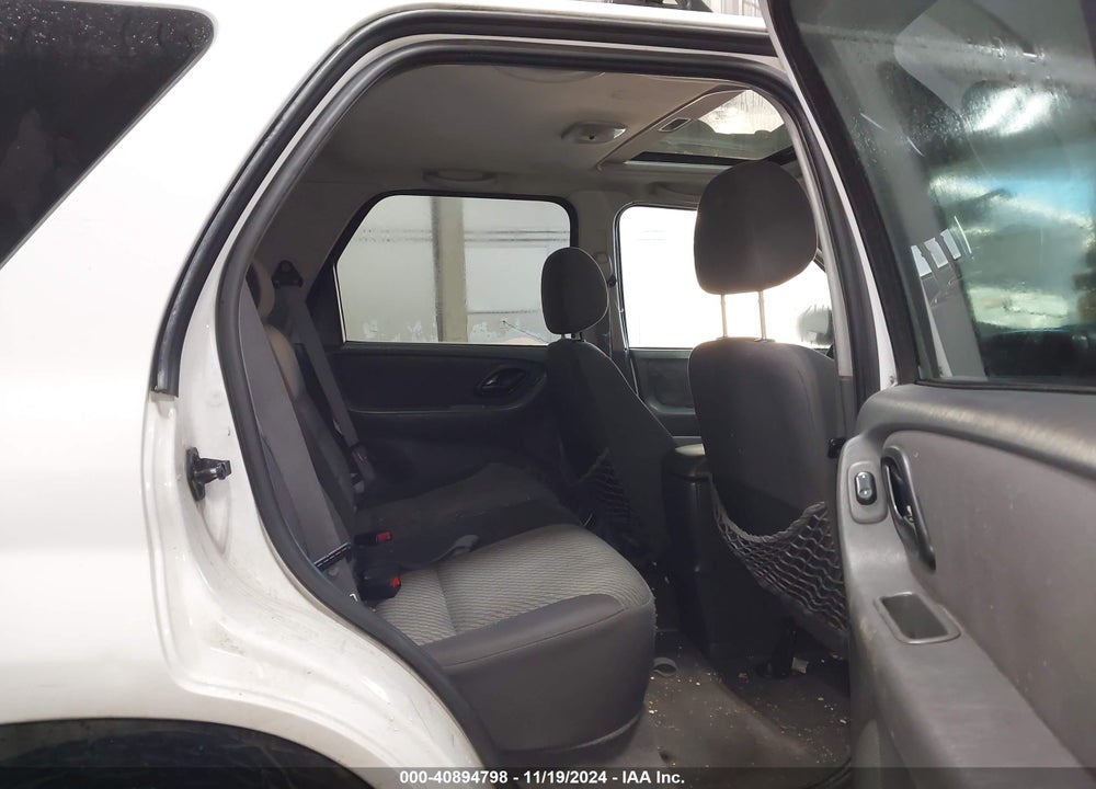 2004 FORD ESCAPE XLT VIN: 1FMYU93174KA22129