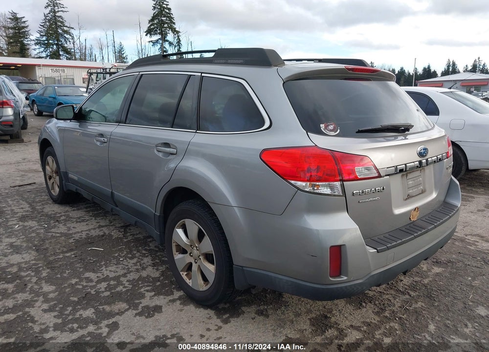 2010 SUBARU OUTBACK 2.5I PREMIUM VIN: 4S4BRBGC6A3355440