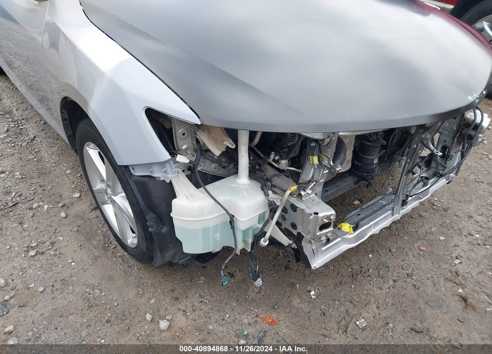 2013 TOYOTA CAMRY SE VIN: 4T1BF1FK0DU239032