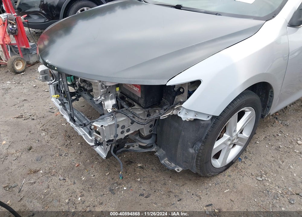 2013 TOYOTA CAMRY SE VIN: 4T1BF1FK0DU239032
