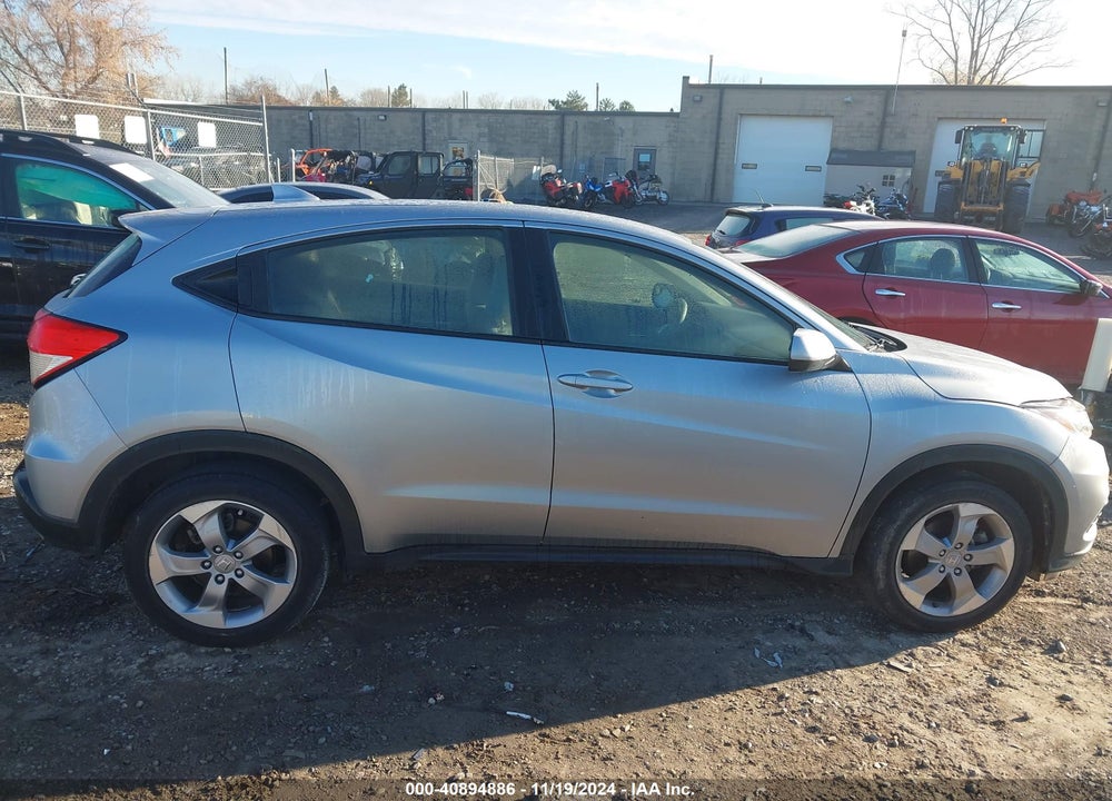 2020 HONDA HR-V AWD LX VIN: 3CZRU6H37LM717441