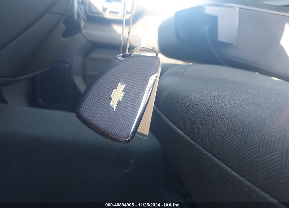 2022 CHEVROLET SILVERADO 1500 2WD SHORT BED CUSTOM VIN: 1GCPABEK1NZ519000