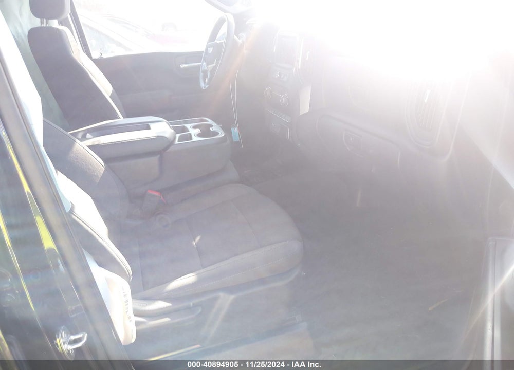 2022 CHEVROLET SILVERADO 1500 2WD SHORT BED CUSTOM VIN: 1GCPABEK1NZ519000