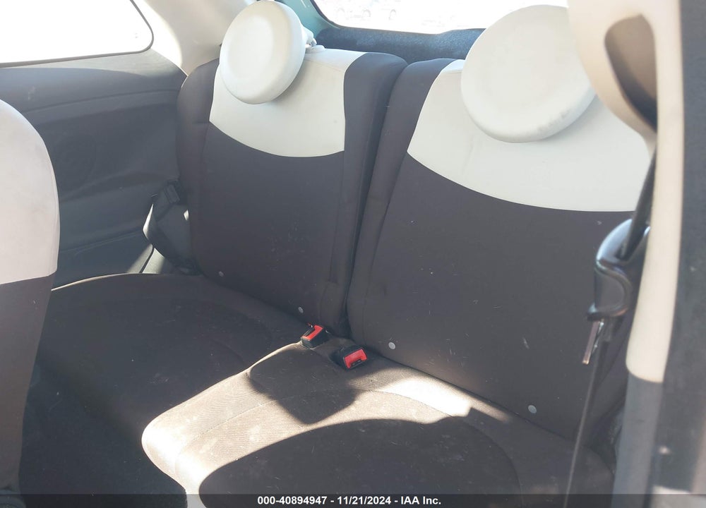2015 FIAT 500 POP VIN: 3C3CFFAR2FT647964