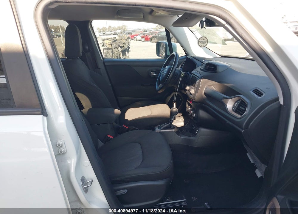 2016 JEEP RENEGADE LATITUDE VIN: ZACCJABT2GPC54353
