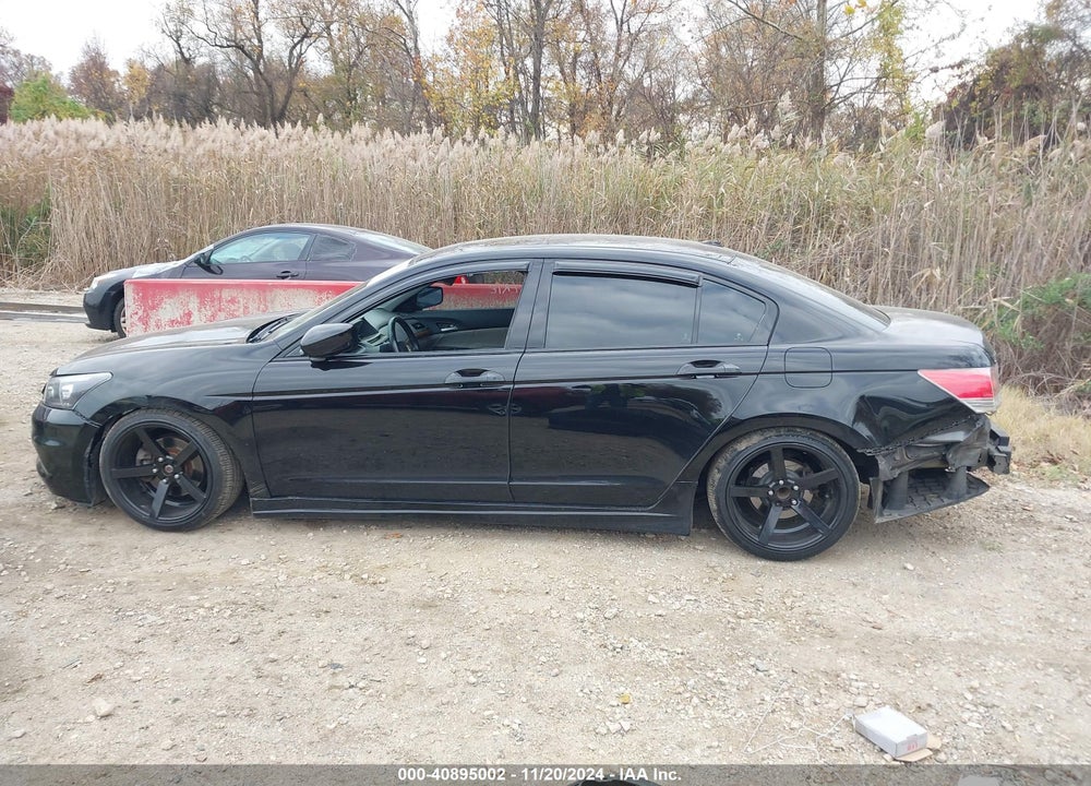 2011 HONDA ACCORD 2.4 EX-L VIN: 1HGCP2F83BA151950