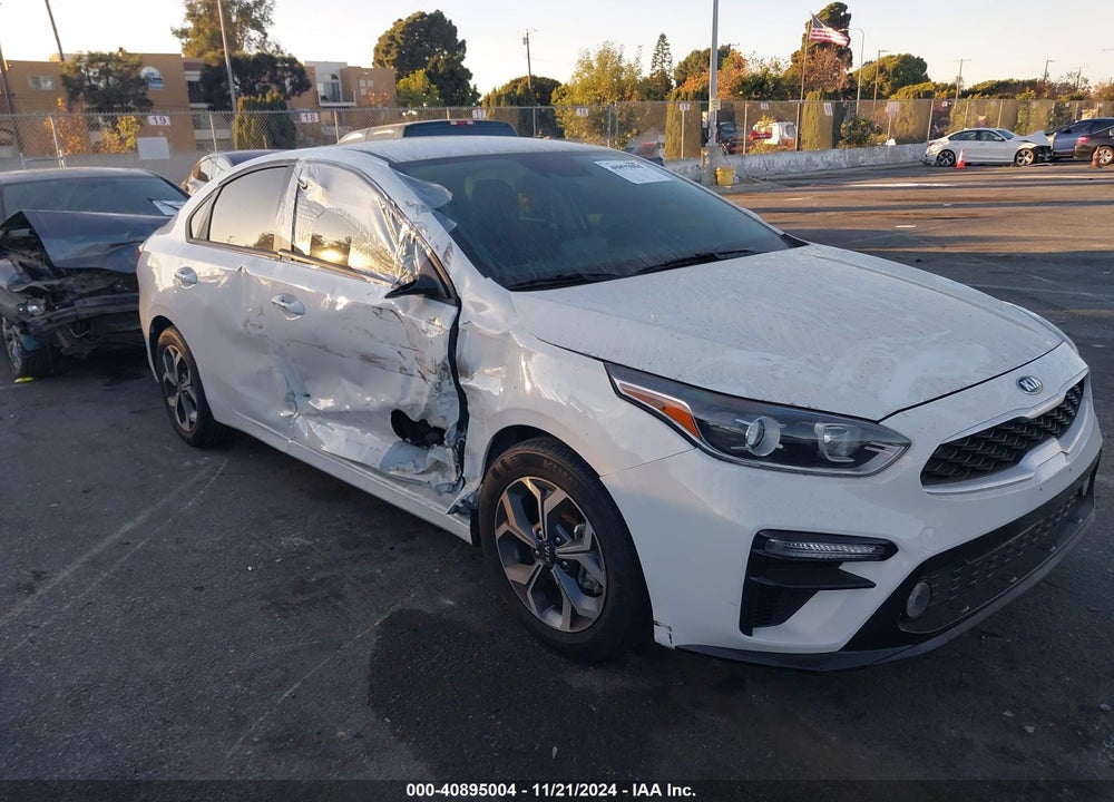 2019 KIA FORTE LXS VIN: 3KPF24AD6KE135040