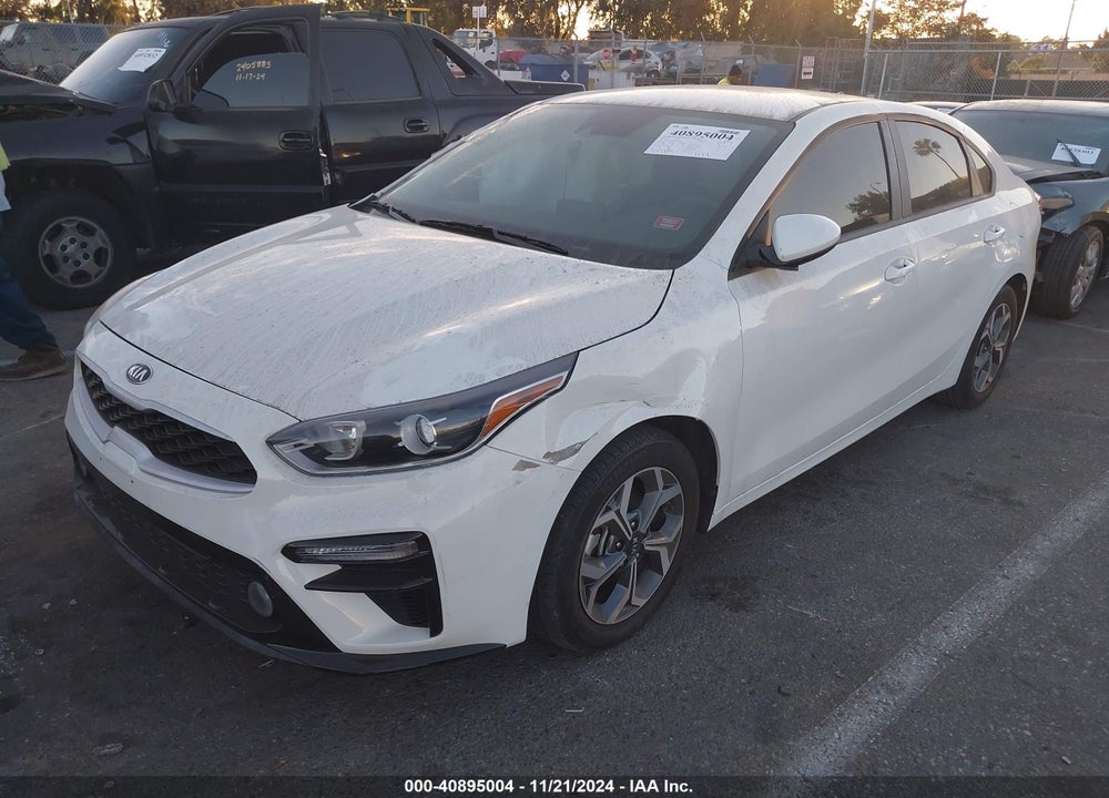 2019 KIA FORTE LXS VIN: 3KPF24AD6KE135040