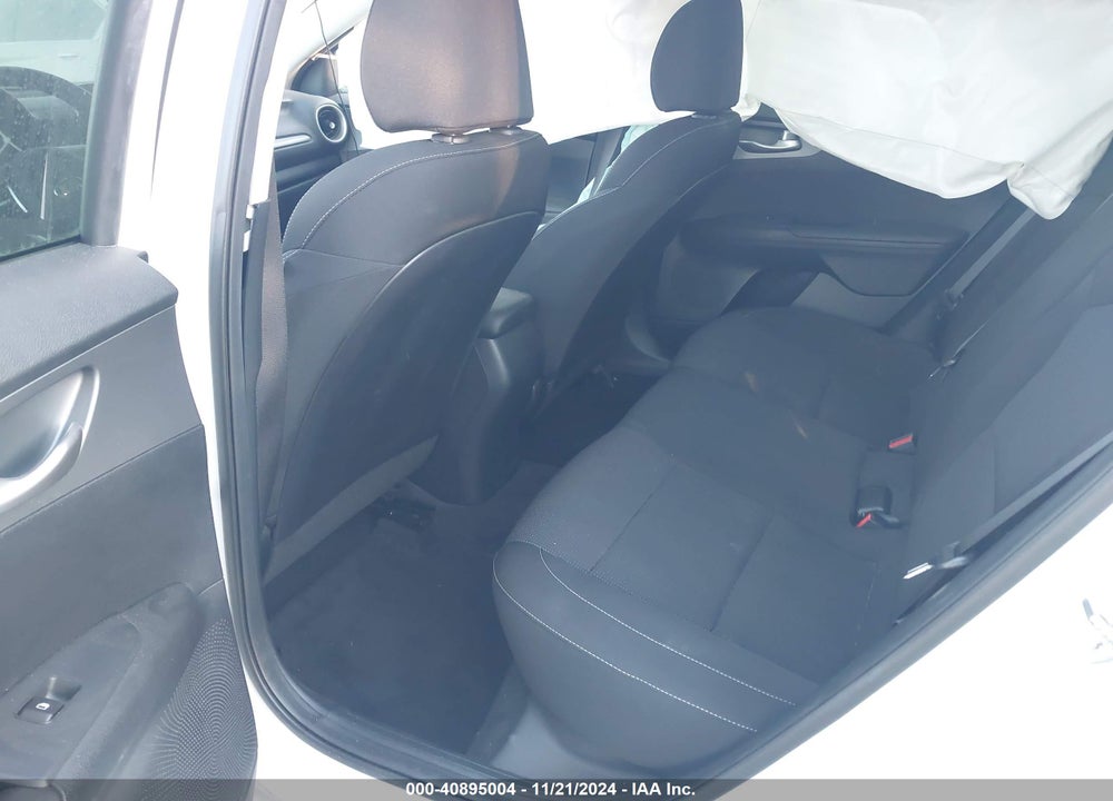 2019 KIA FORTE LXS VIN: 3KPF24AD6KE135040