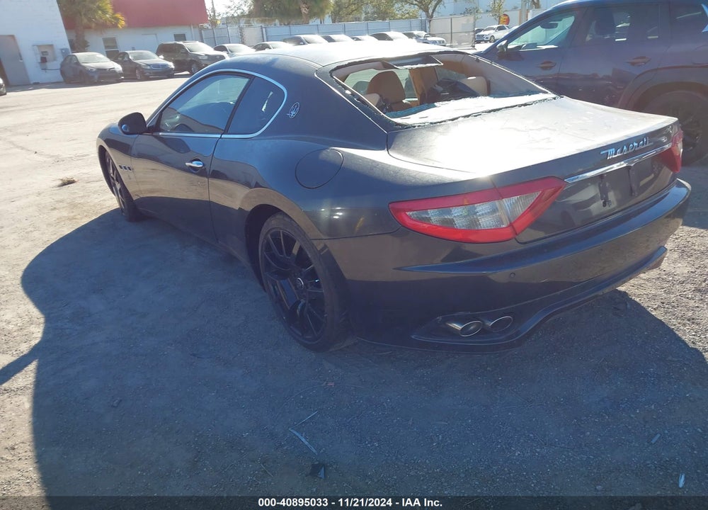 2008 MASERATI GRANTURISMO VIN: ZAMGJ45A980038869