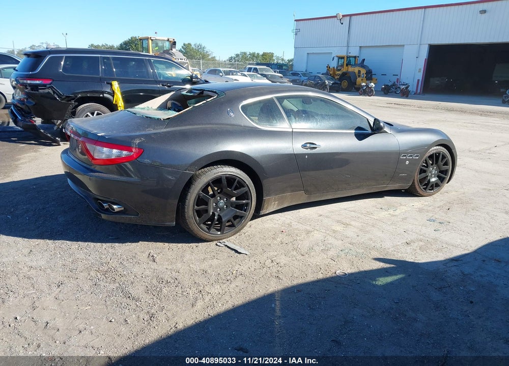 2008 MASERATI GRANTURISMO VIN: ZAMGJ45A980038869