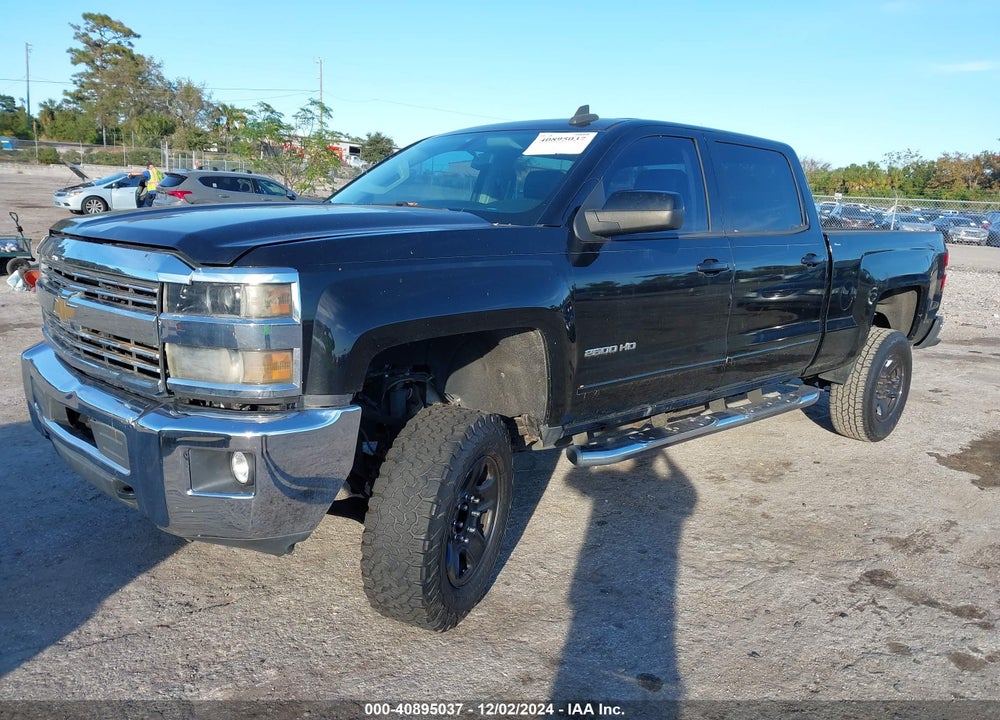2015 CHEVROLET SILVERADO 2500HD LT VIN: 1GC1CVEG9FF531430