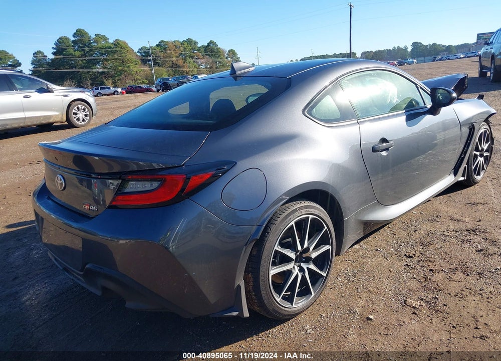 2024 TOYOTA GR 86 VIN: JF1ZNBB12R9758186