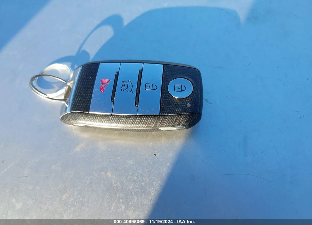2017 KIA SORENTO 2.4L LX VIN: 5XYPGDA34HG265262