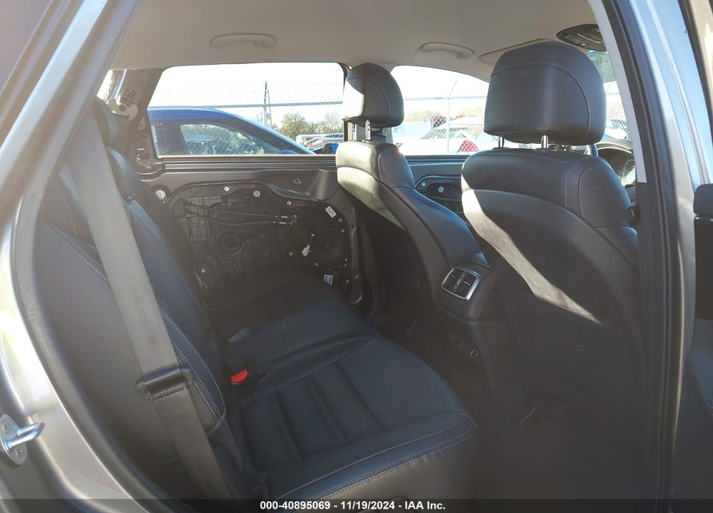 2017 KIA SORENTO 2.4L LX VIN: 5XYPGDA34HG265262