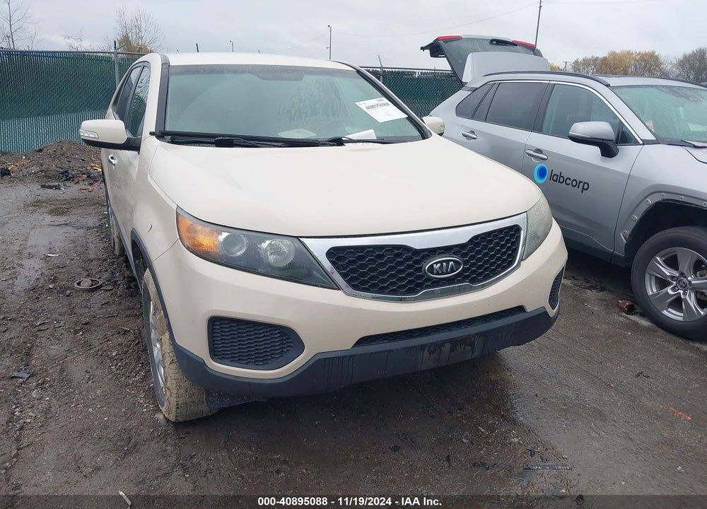 2011 KIA SORENTO LX VIN: 5XYKT3A11BG089499