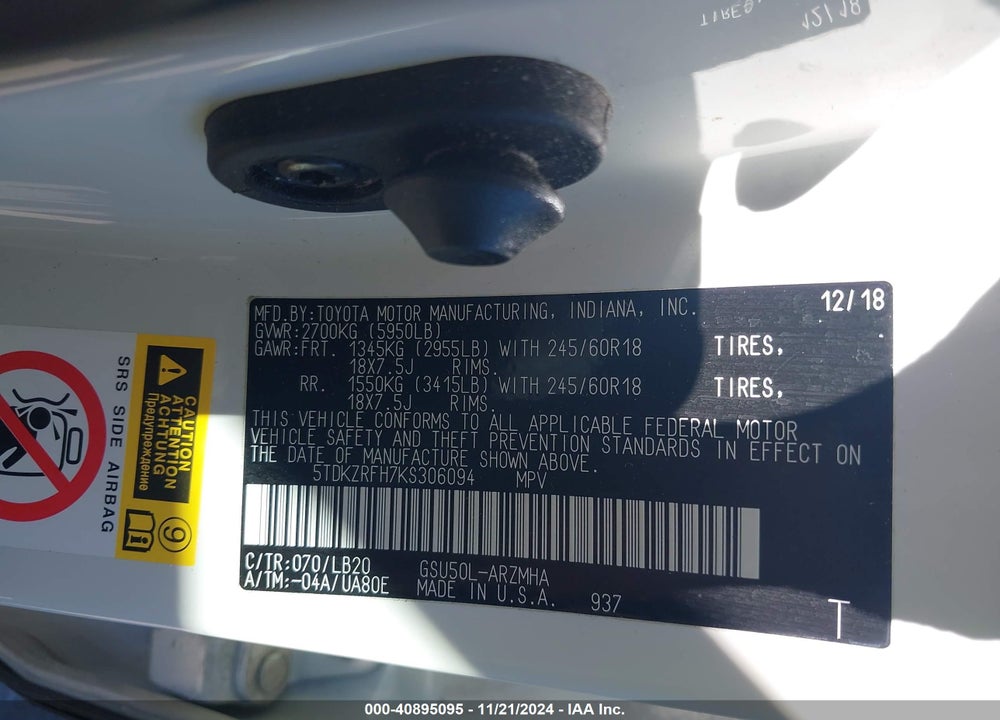 2019 TOYOTA HIGHLANDER XLE VIN: 5TDKZRFH7KS306094