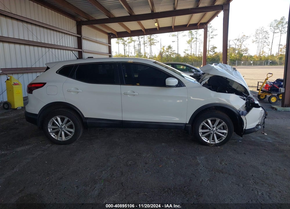 2017 NISSAN ROGUE SPORT S VIN: JN1BJ1CP2HW020623