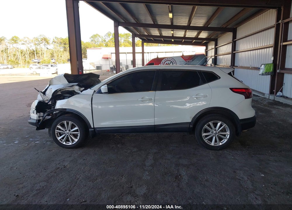 2017 NISSAN ROGUE SPORT S VIN: JN1BJ1CP2HW020623