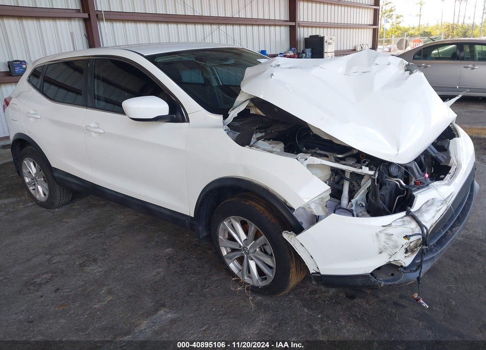 2017 NISSAN ROGUE SPORT S VIN: JN1BJ1CP2HW020623