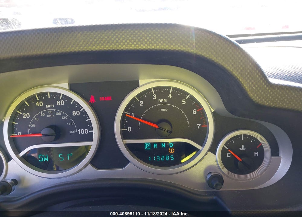 2009 JEEP WRANGLER UNLIMITED SAHARA VIN: 1J8GA59189L773646